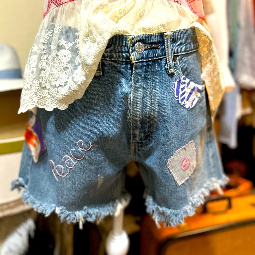 Levi’s 505 distressed shorts…